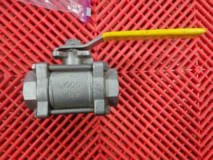 Apollo 1-1/2" NPT 1000 WOG Full Port Ball Valve  316 SS 3-Piece 86R-107-01 - Used - Image 3