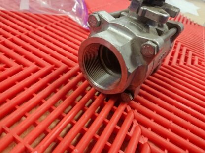 Apollo 1-1/2" NPT 1000 WOG Full Port Ball Valve  316 SS 3-Piece 86R-107-01 - Used - Image 4