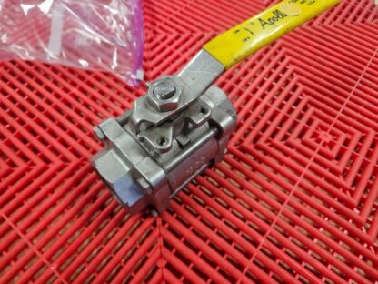 Apollo 1-1/2" NPT 1000 WOG Full Port Ball Valve  316 SS 3-Piece 86R-107-01 - Used