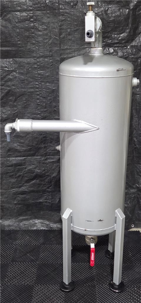 Busch Vacuum Chamber Vertical Vacuum Receiver Tank - Used - Image 11