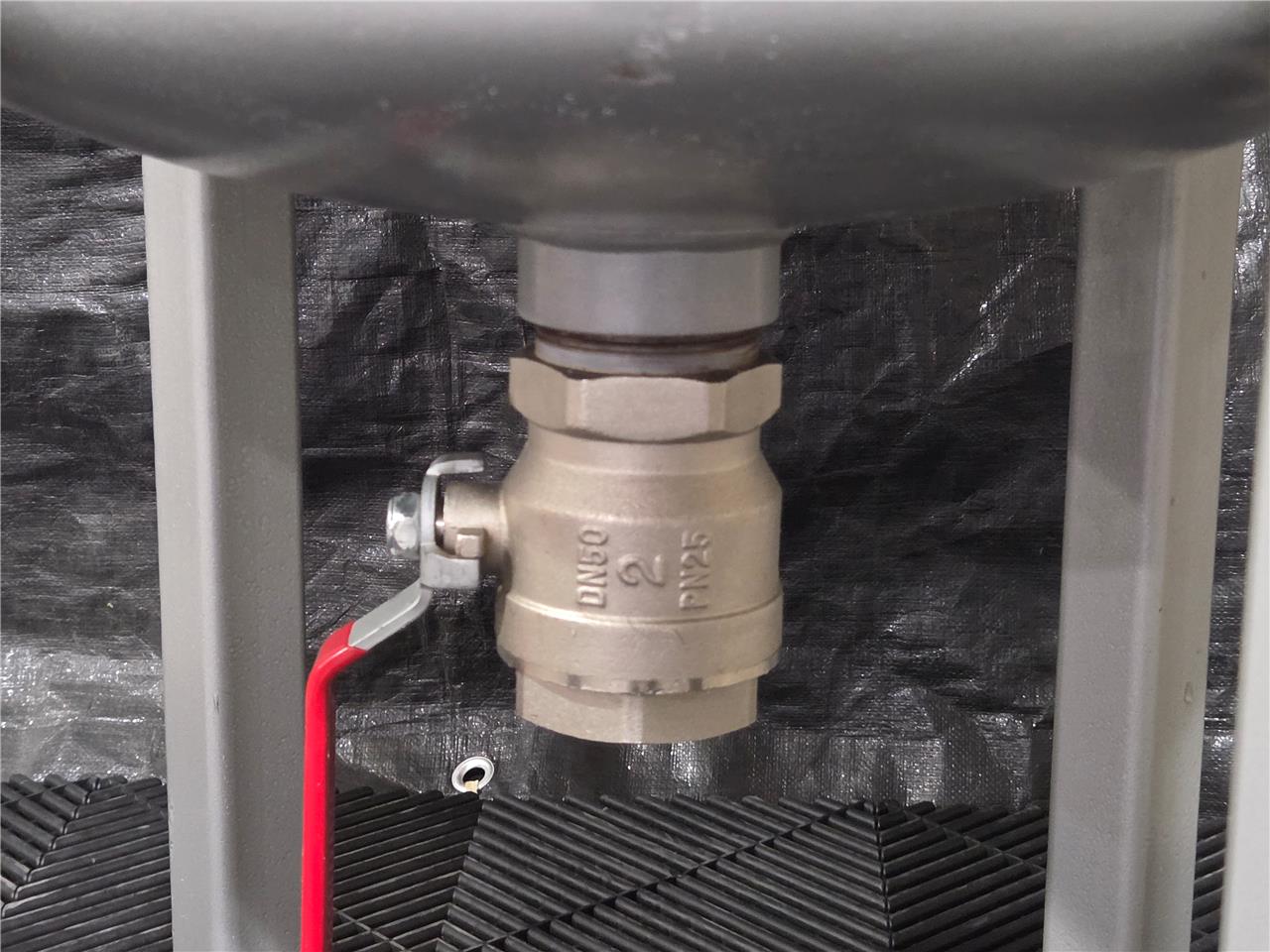 Busch Vacuum Chamber Vertical Vacuum Receiver Tank - Used - Image 23