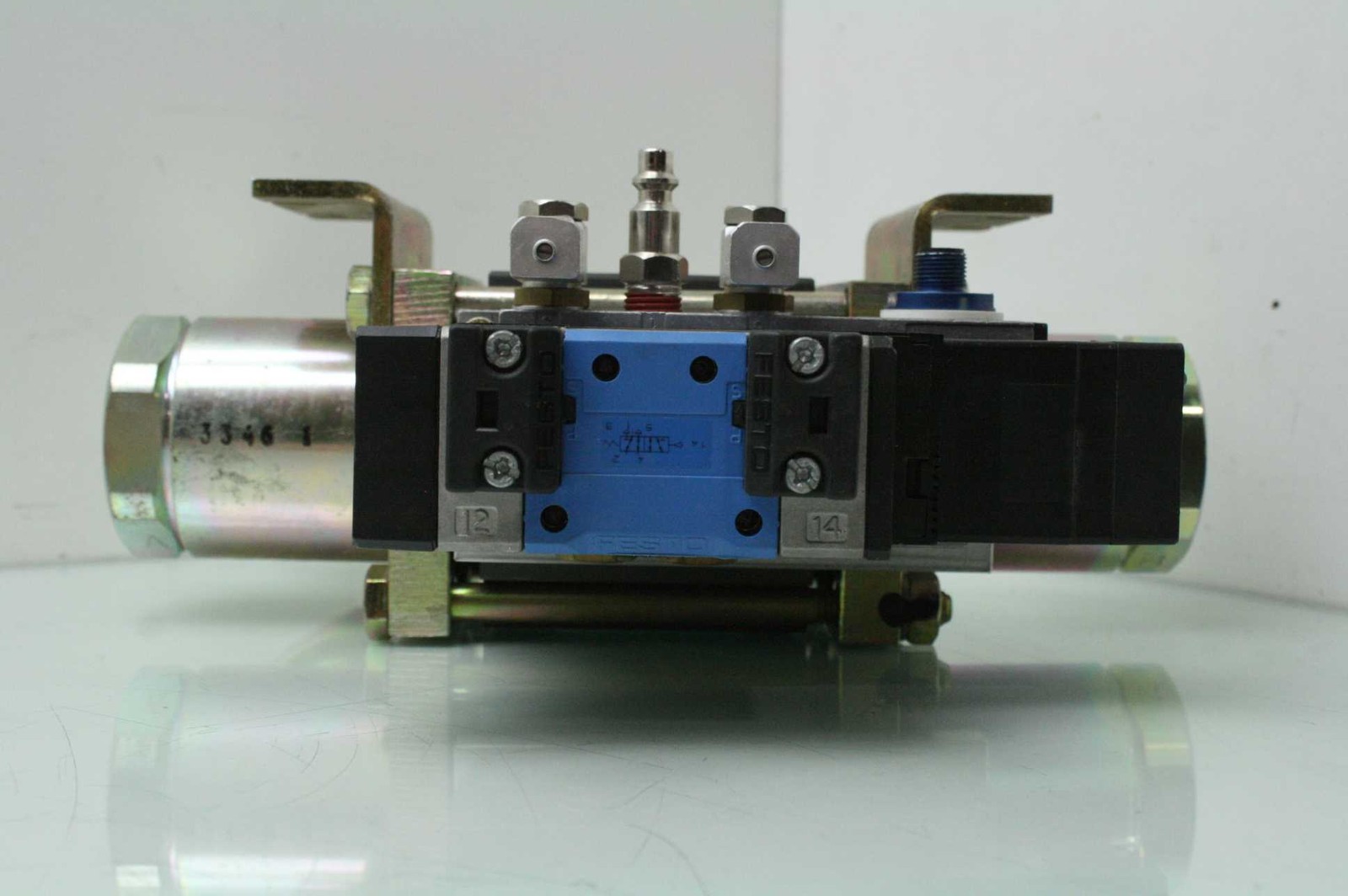 Coax VMK 25 DR NC 3 Way Valve - Used - Image 3