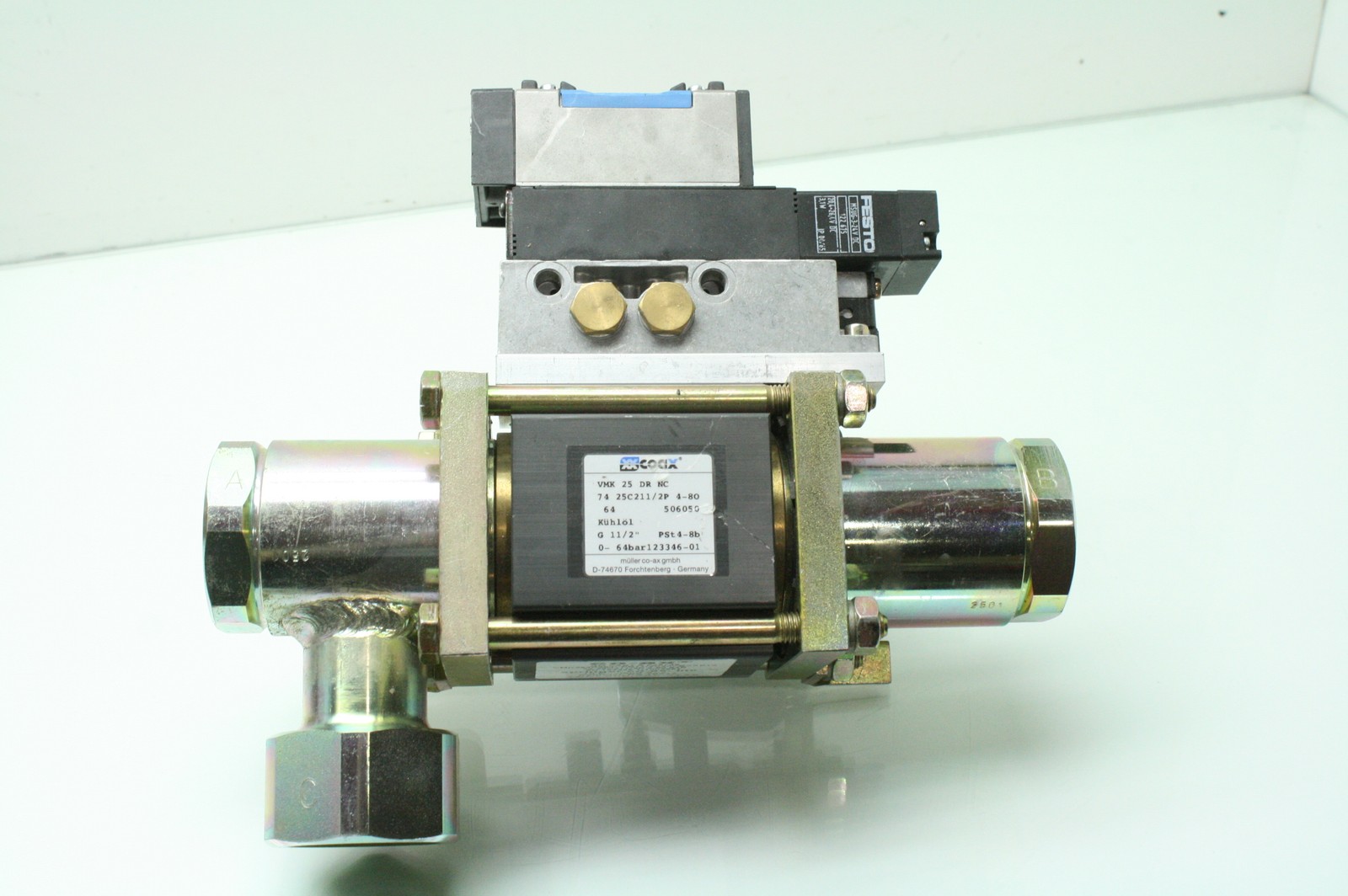 Coax VMK 25 DR NC 3 Way Valve - Used