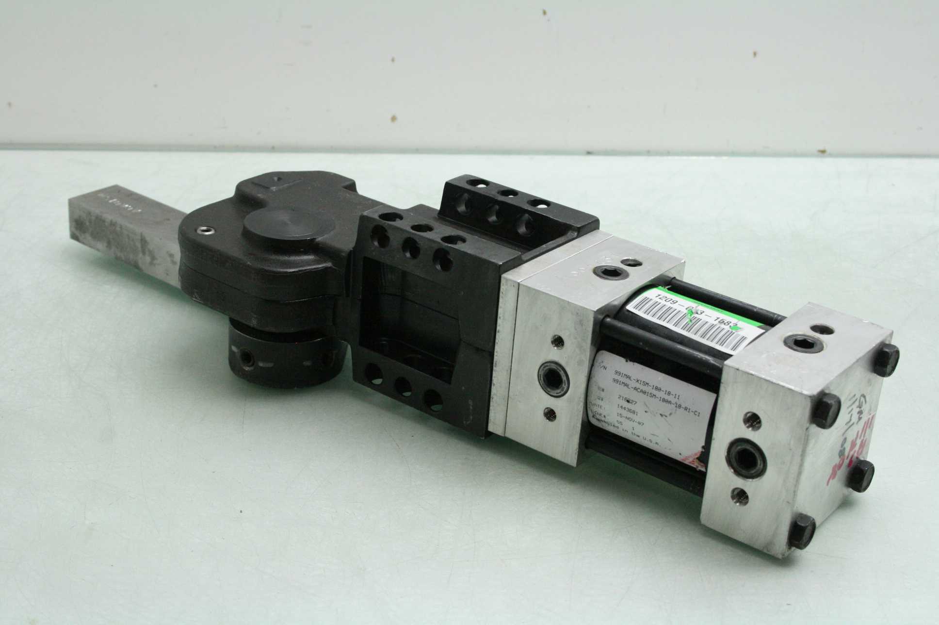 Destaco 991MAL-X15M-180-18 Pneumatic Hold Down Clamp Single Arm - Used - Image 9