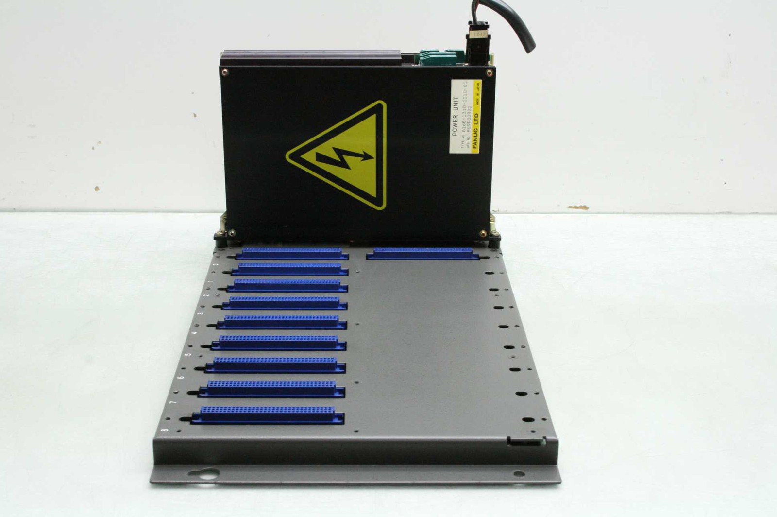 Fanuc A03B-0801-C004 I/O PLC Base Unit + A16B-1310-0010-01 Power Supply - Used - Image 9