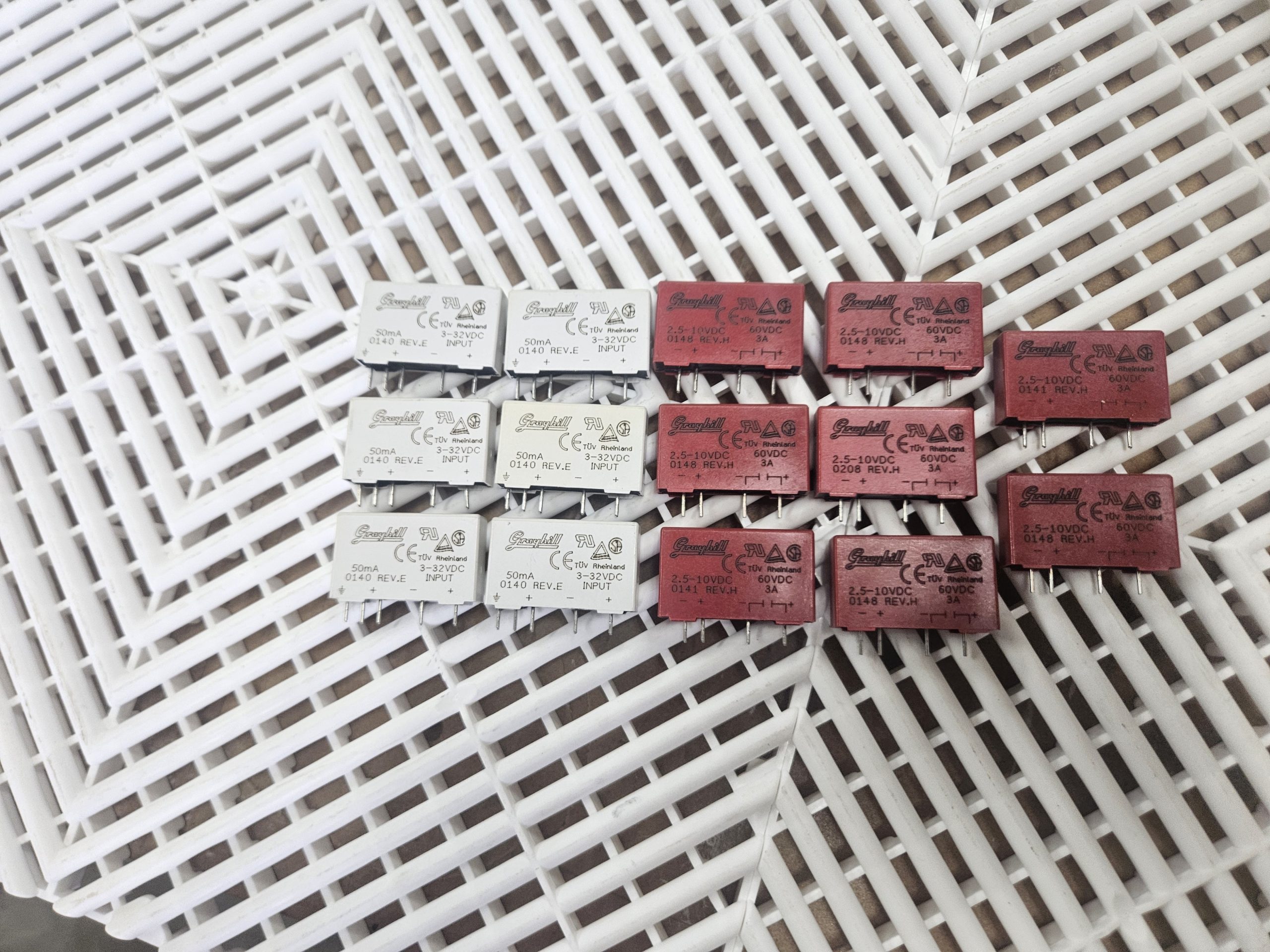 Grayhill 70M-IDC5 & 70M-ODC5 DC I/O Modules Used Lot of 14 - Used - Image 13
