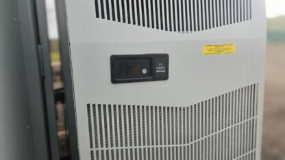 Hoffman nVent G572046G050 Spectracool Electrical Enclosure Air Conditioner - Used - Image 5
