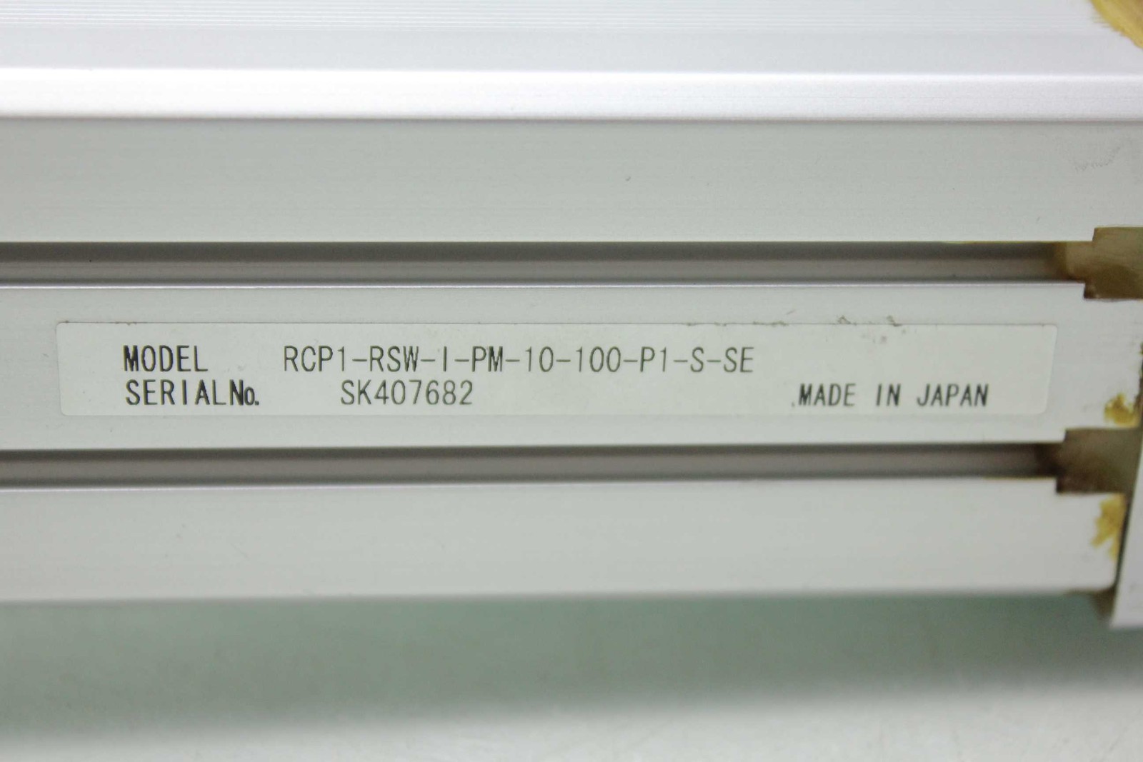 IAI Robo Cylinder RCP1-RSW-I-PM-10-100-P1-S-SE Cylinder Actuator 100mm Stroke - Used - Image 3