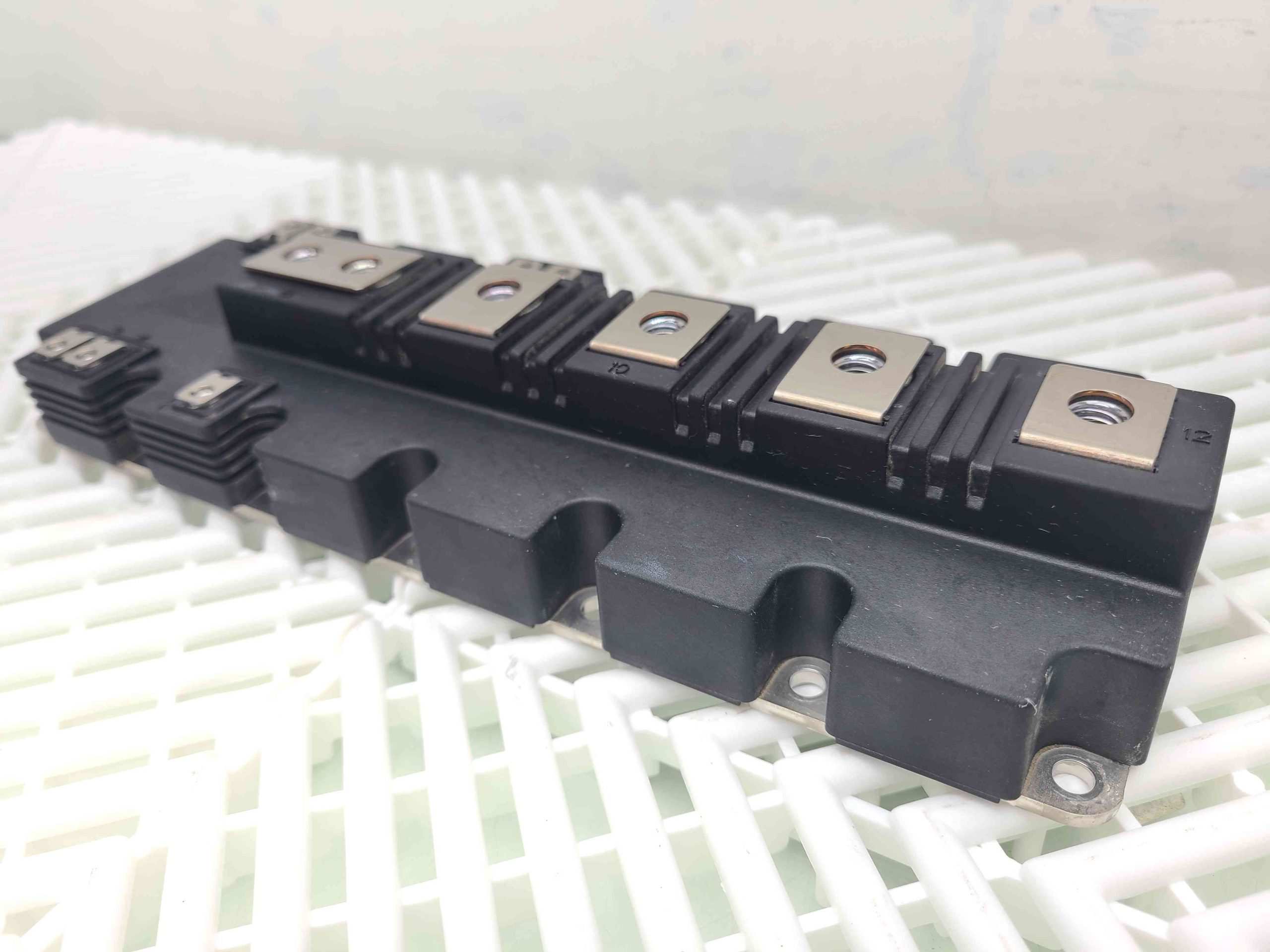 Infineon FF1400R17IP4 PrimePACK Half Bridge Dual IGBT Module 1700V /1400A - Used - Image 9