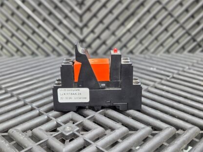Lot of 5 Siemens LZS:RT4A4L24 Relay Plugs w/ RT424024 Relays - Used - Image 4