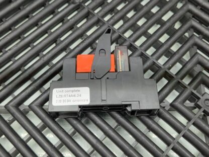 Lot of 5 Siemens LZS:RT4A4L24 Relay Plugs w/ RT424024 Relays - Used - Image 6