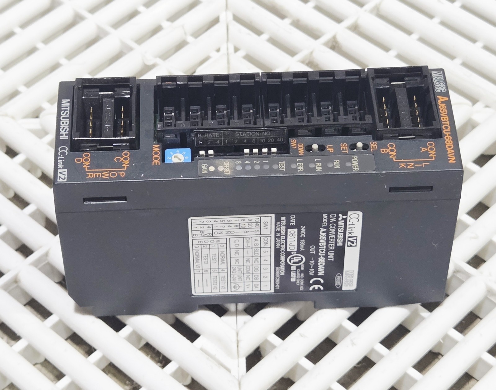 Mitsubishi AJ65VBTCU-68DAVN CC-Link V2 8CH D/A Converter Used Lot of 5 - Used - Image 5