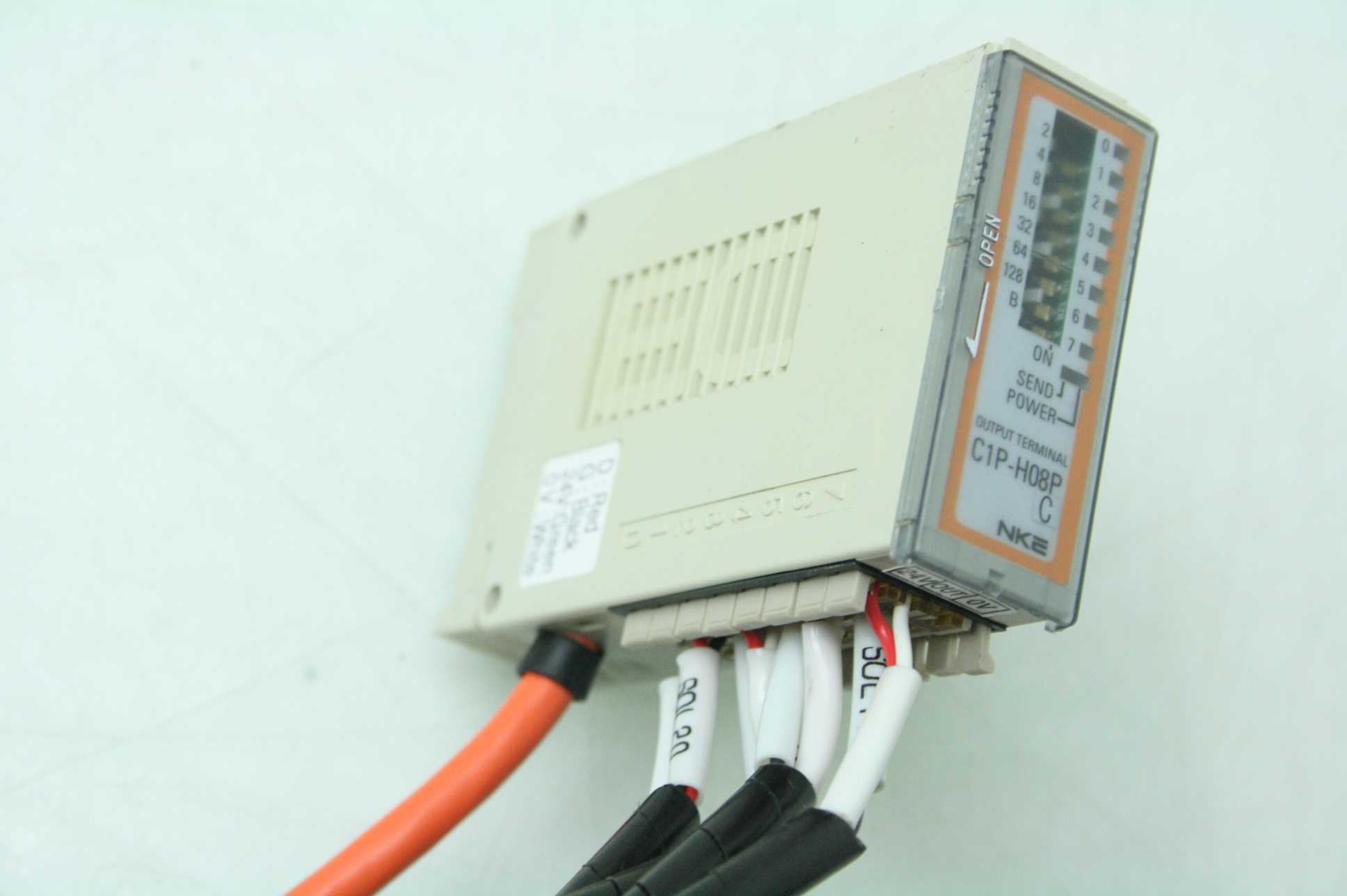 NKE C1P-H08P Digital Output Terminal Module with Cables 8 Output Points 24V DC - Used - Image 12