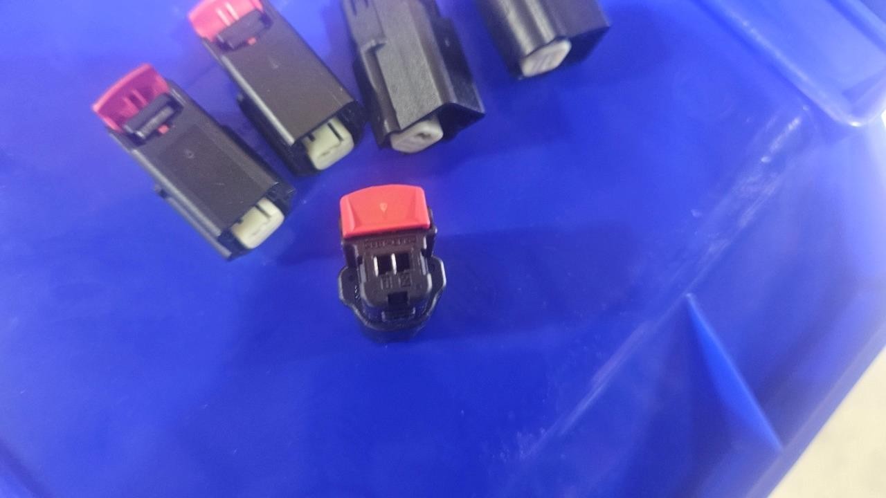 New (360) Molex 31402-2510 Automotive Connector MX64 Female x 1X2 - New - Image 5