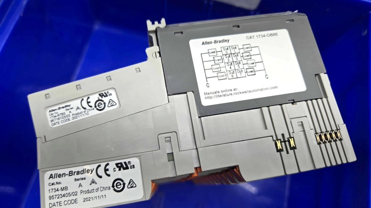 New Allen-Bradley 1734-OB8E Ser C Digital Output Module 8 Point F/W 3.022 - New other (see details) - Image 8