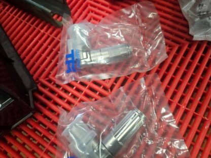 New Amphenol PL28X-301-50 PowerLok G1 Connector - New - Image 5