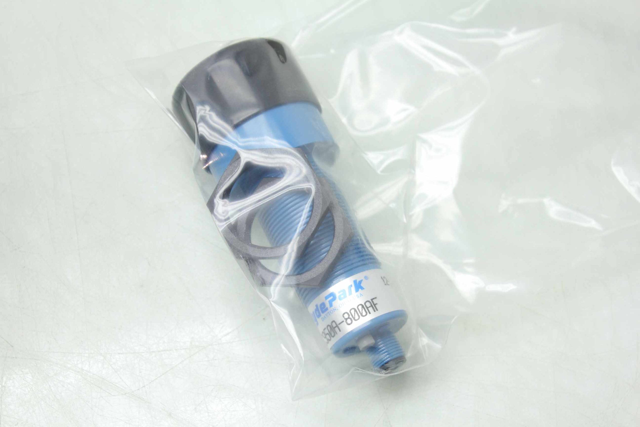 New Hyde Park SC950A-800AF Superprox Ultrasonic Sensor 12-24V DC 0.3- 8m range - New - Image 14