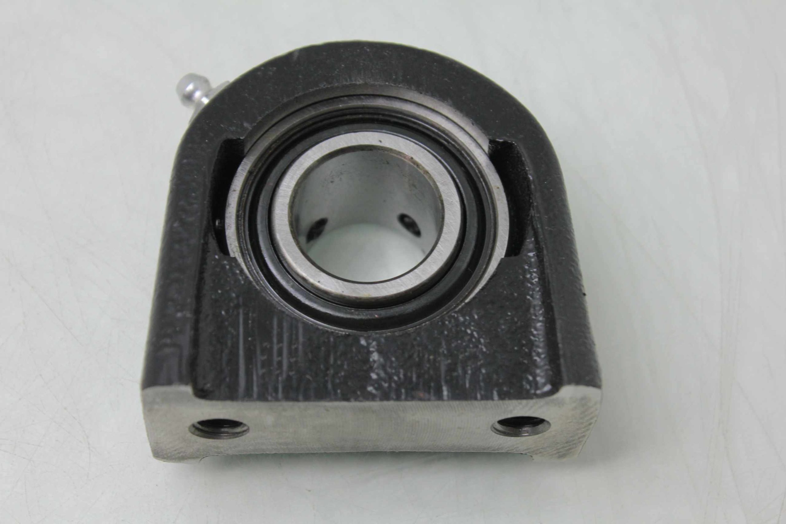 TRITAN Pillow Block Bearing: 25 mm Bore, Cast Iron, Set Screws, 36.5 mm  Shaft Ht, 140 mm Overall Lg