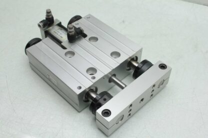PHD SEC24X3/4-E-GI-J1-H4 Pneumatic Dual Rod Slide Table - Used - Image 22