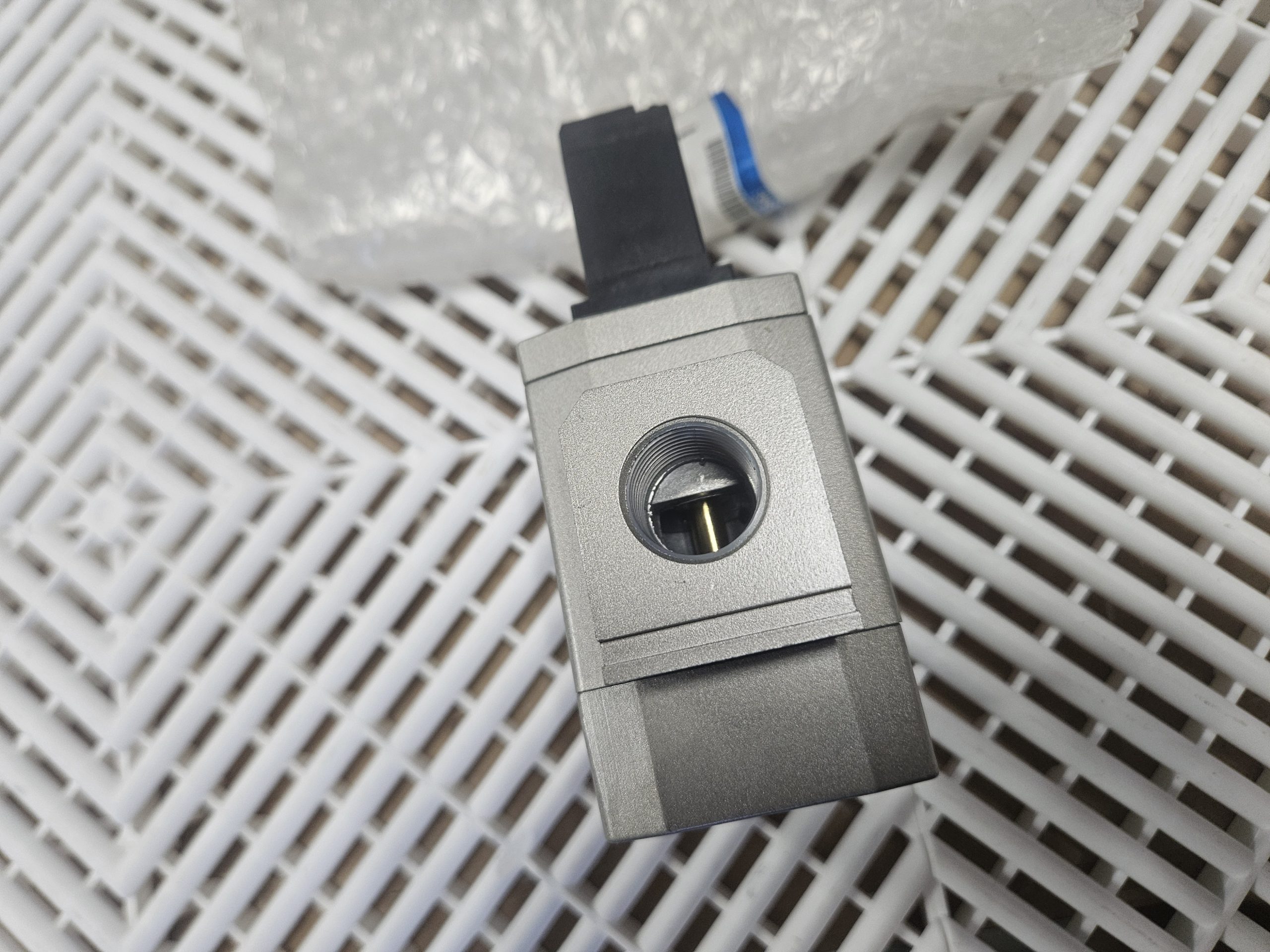 SMC AV4000-04G-5D-Q Solenoid Soft Start Exhaust Valve 24VDC G1/2 New - New - Image 14