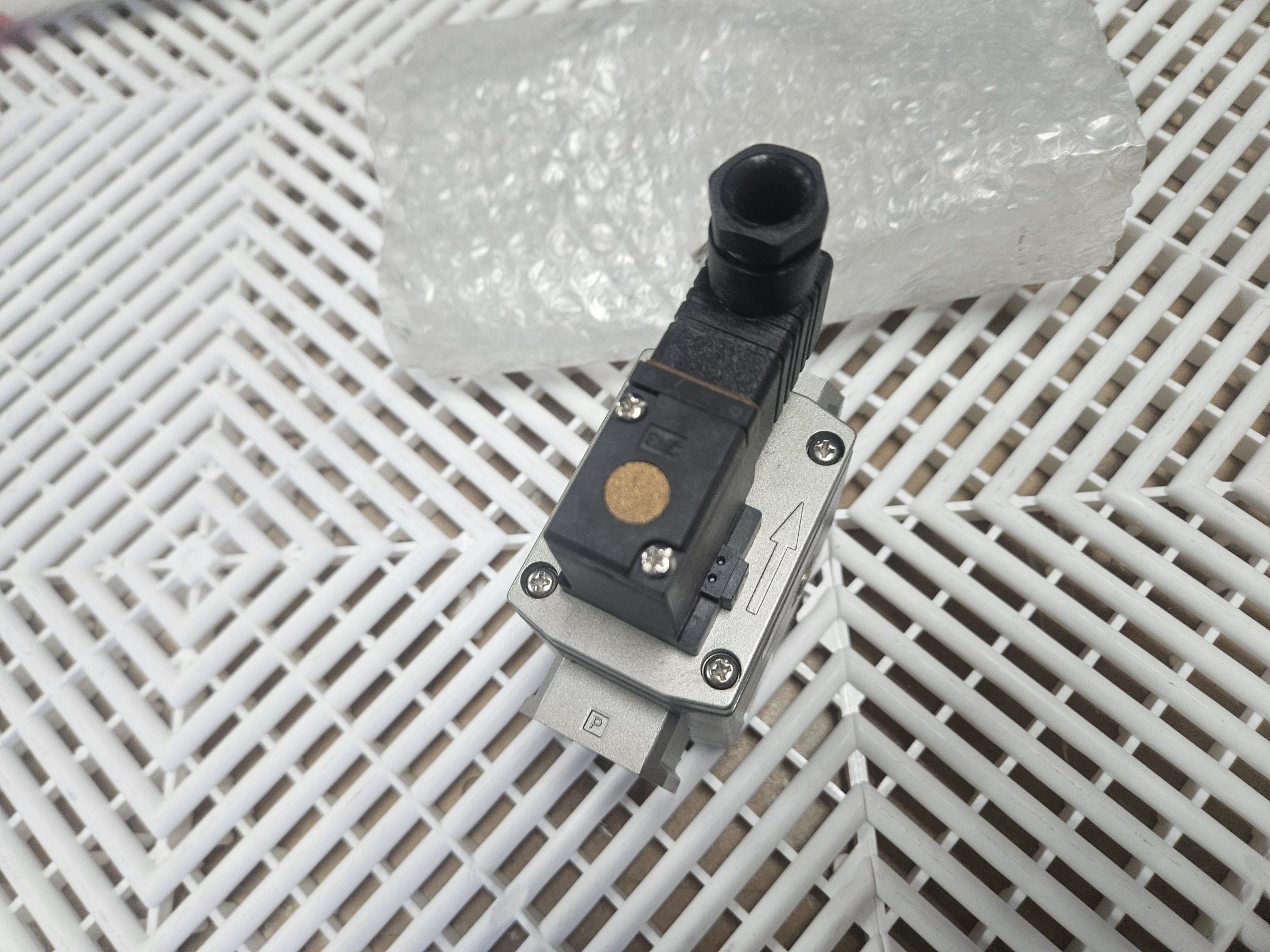 SMC AV4000-04G-5D-Q Solenoid Soft Start Exhaust Valve 24VDC G1/2 New - New - Image 16