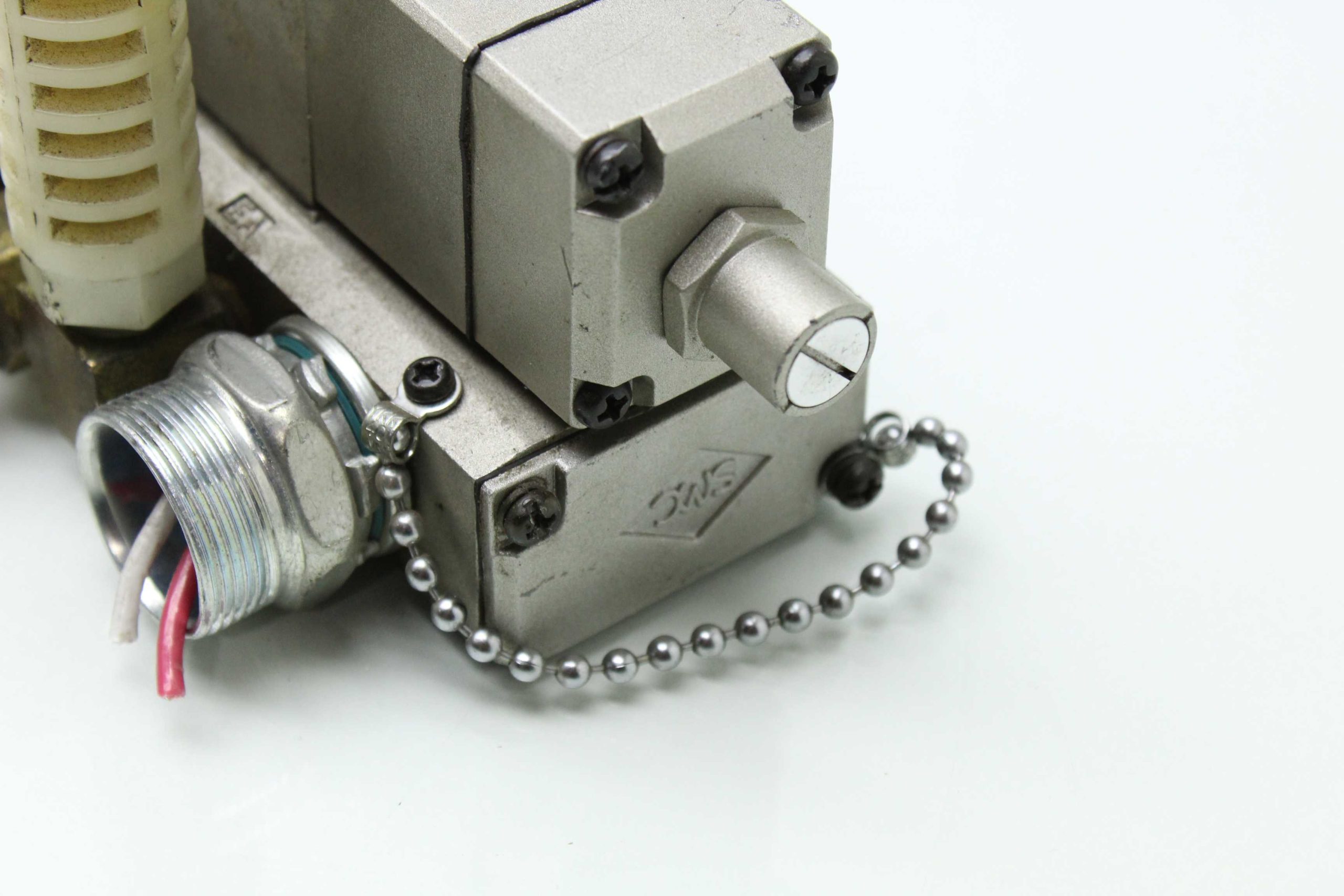 SMC NUS4114-0009D / 24VDC Solenoid Valve / Class 1 / 150PSI Max Pressure - Used - Image 12