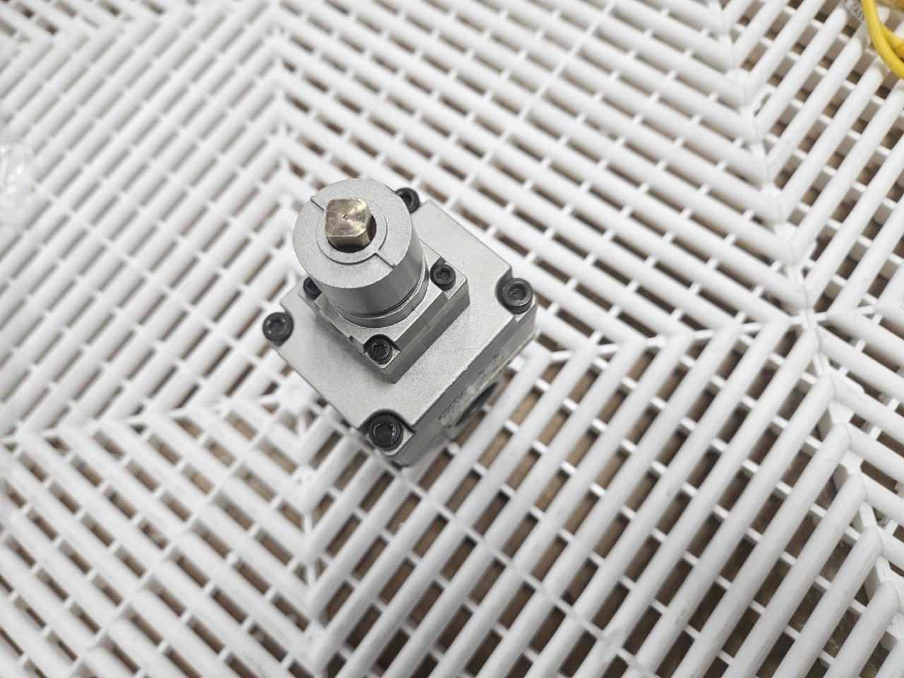 SMC VEX1333-04-B Power Valve Precision Pressure Regulator - Used - Image 16