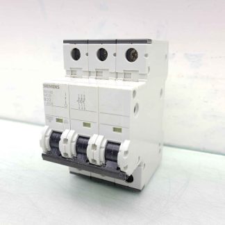 Siemens 5SY4332-6 B32 3-Pole Circuit Breakers 400V 32A - Used