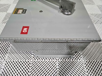 Siemens I-T-E Vacu-Break Switch VMS325B-R Break Switch 240VAC, 400A - Used - Image 18