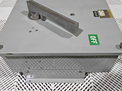 Siemens I-T-E Vacu-Break Switch VMS325B-R Break Switch 240VAC, 400A - Used - Image 4