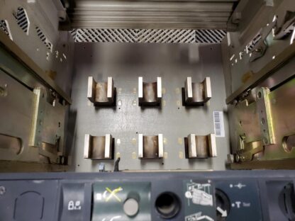 Square D Masterpact Breaker Cradle Chassis NW16 1600A CWAGVV9AXDABCXXFXX - Used - Image 8