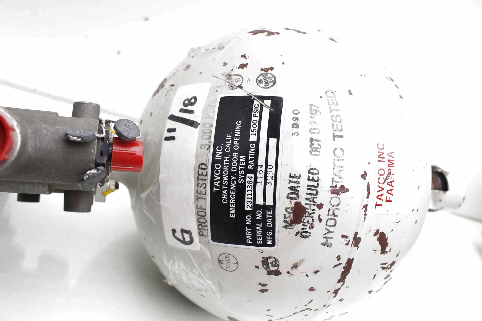 Tavco 23111384 1500PSI Emergency Door Open Reservoir Accumulator Tank w/ Valve - For parts or not working - Image 3