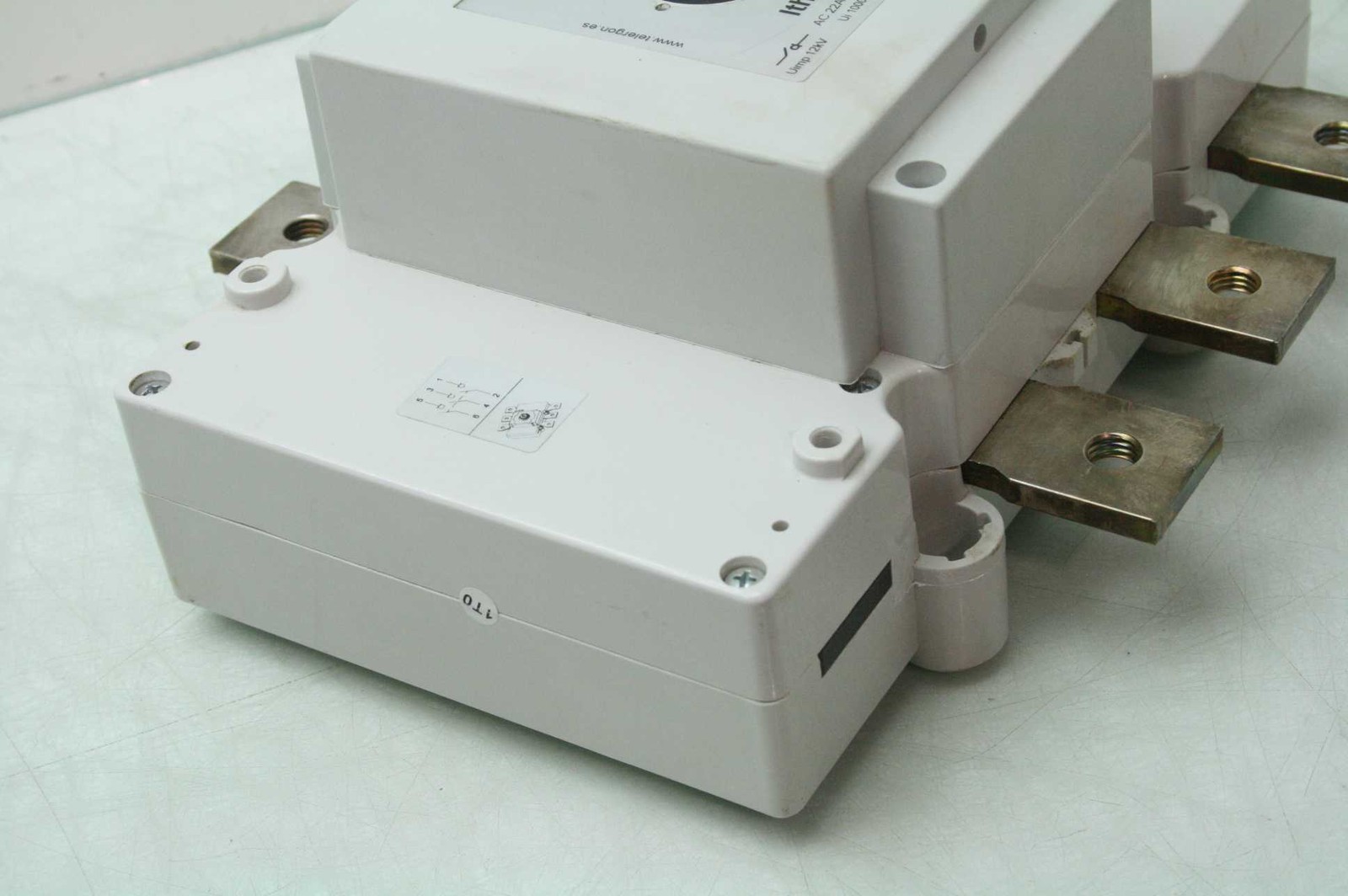 Telergon S5-12503PS0 Three Pole Disconnect Switch 400V AC @ 1250A - Used - Image 4