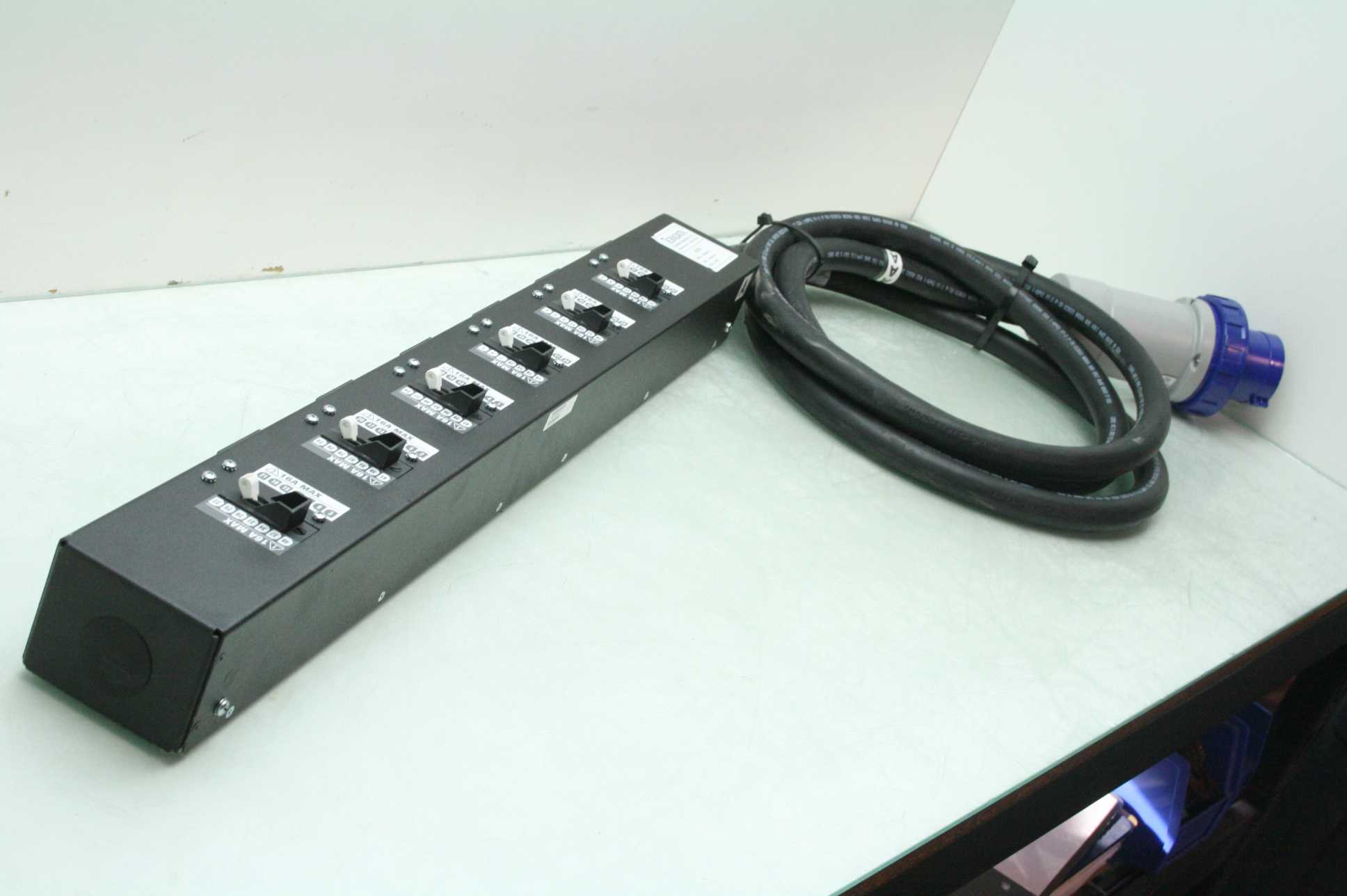 TeraData 315-0610807 PDU, 6-Outlet Power Strip 200-240V / 16A w/ Scame SCM460P9W - Used - Image 14