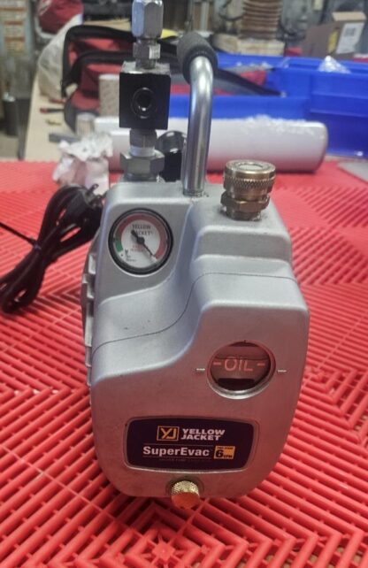 Yellow Jacket SuperEvac 93560 2 Stage Vacuum Pump 6 CFM, 115V AC - Used - Image 17