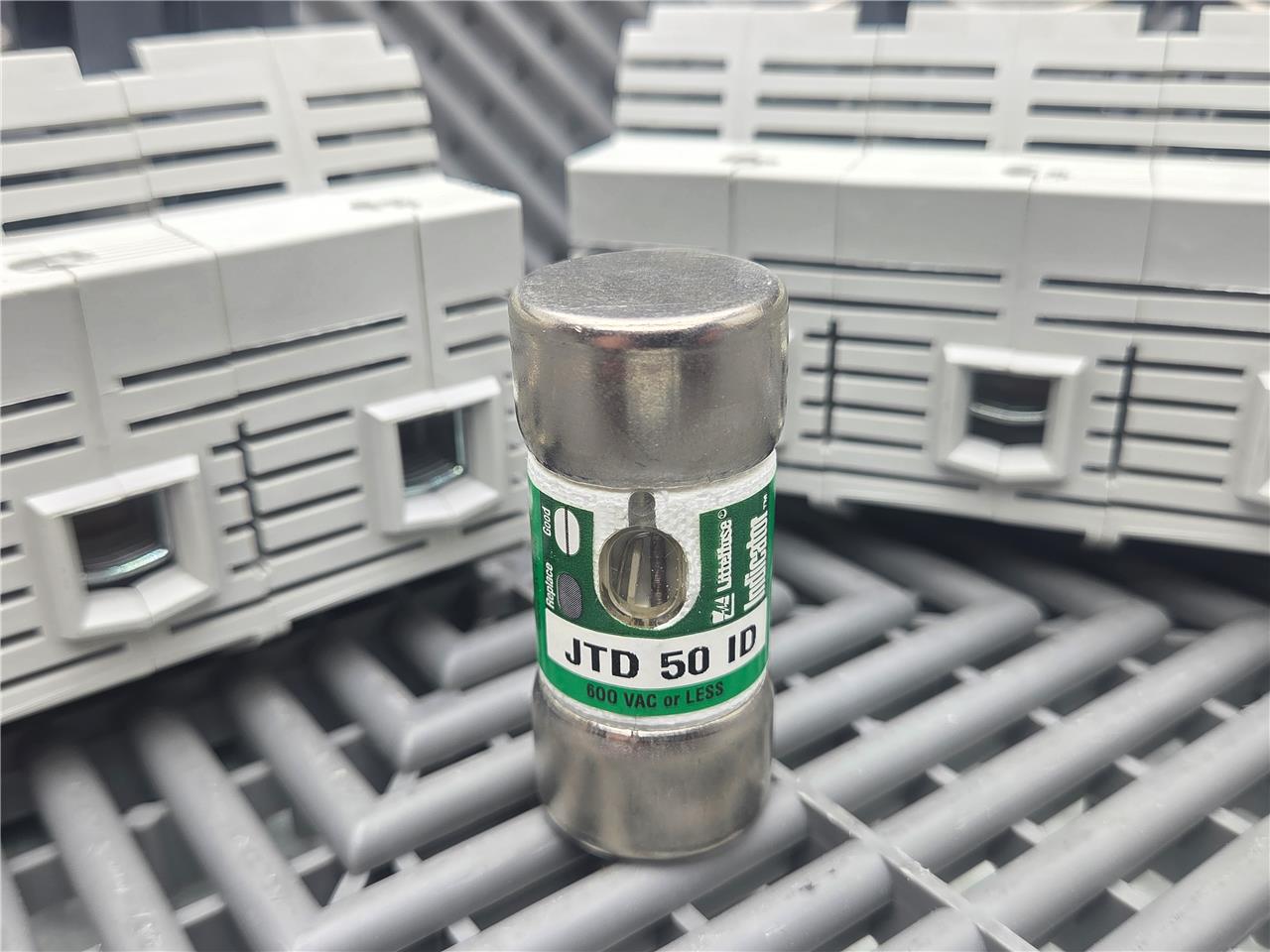 2 Allen-Bradley 1492-FB3J60 Fuse Holders with LittelFuse JTD 50 ID Fuses - Used - Image 22