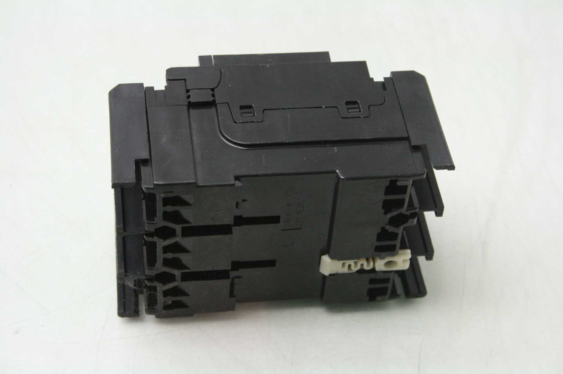 5 Fuji Electric EA33AC-BB3AEAC-005 Three Pole Circuit Breaker 5A / 440V AC - Used - Image 12