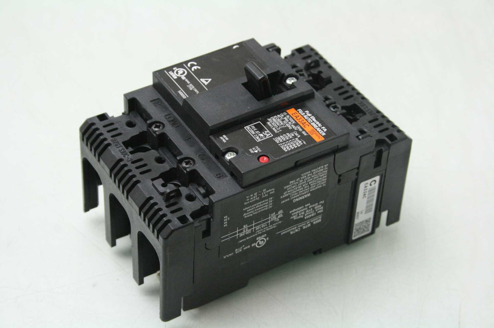 5 Fuji Electric EA33AC-BB3AEAC-005 Three Pole Circuit Breaker 5A / 440V AC - Used - Image 3