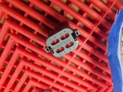 (90) New Deutsch DT06-08SA-E003 Connector Housing with Endcap 8 Pole - New - Image 4
