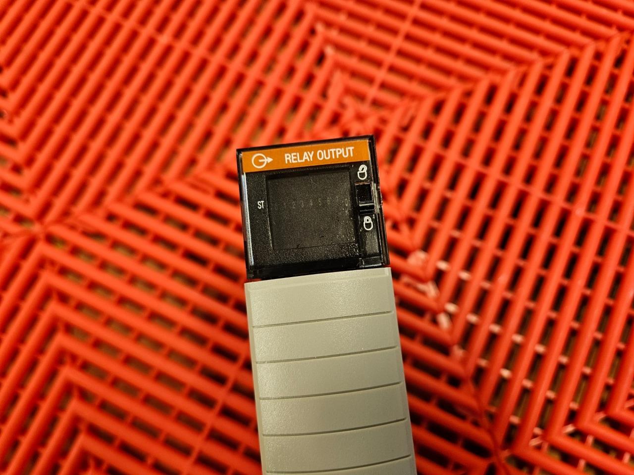 Allen Bradley 1756-OX8I Ser. A Isolated Relay Output Module - Used - Image 13