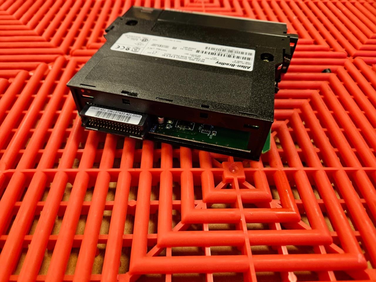 Allen Bradley 1756-OX8I Ser. A Isolated Relay Output Module - Used - Image 16