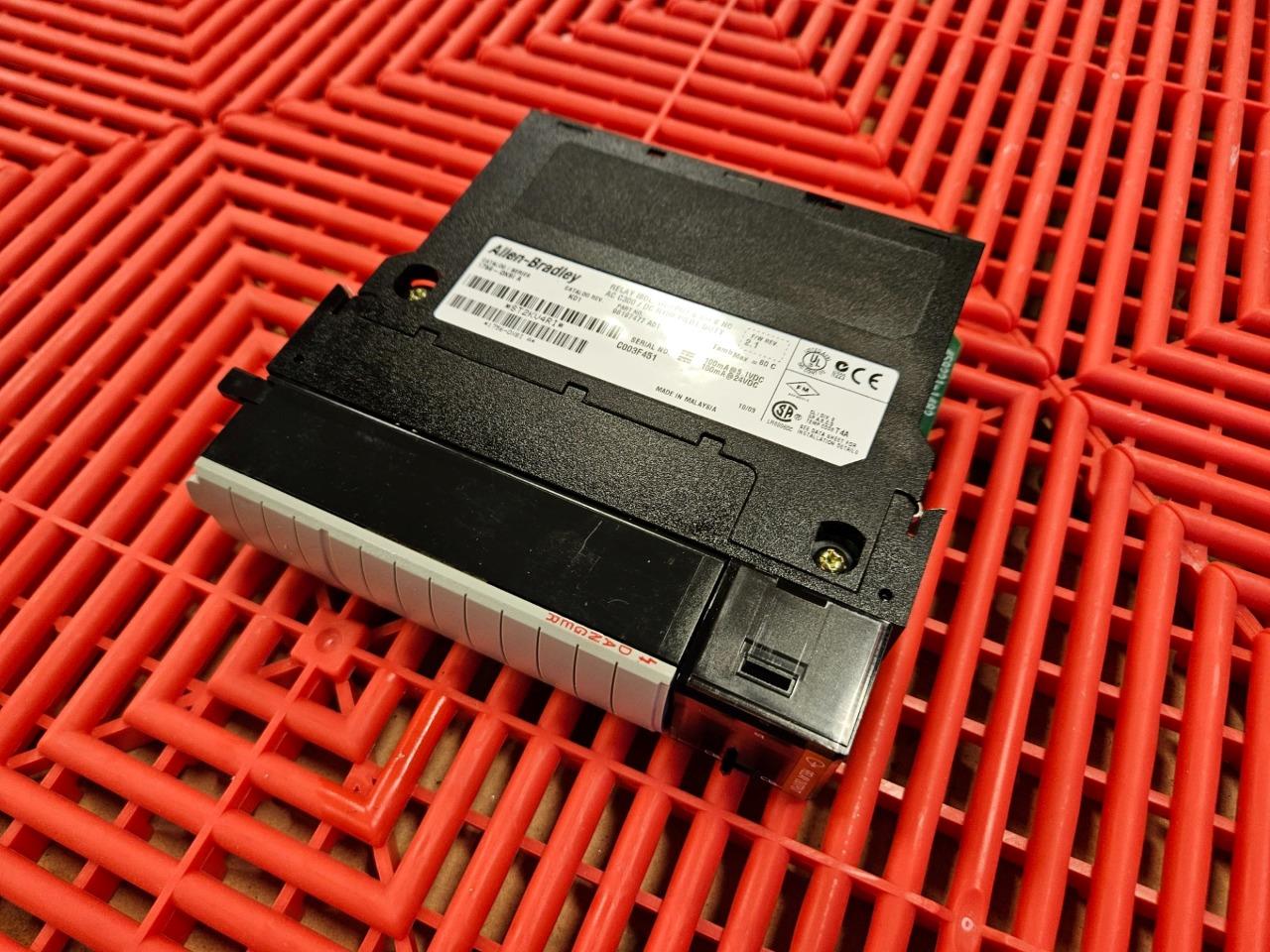 Allen Bradley 1756-OX8I Ser. A Isolated Relay Output Module - Used - Image 17