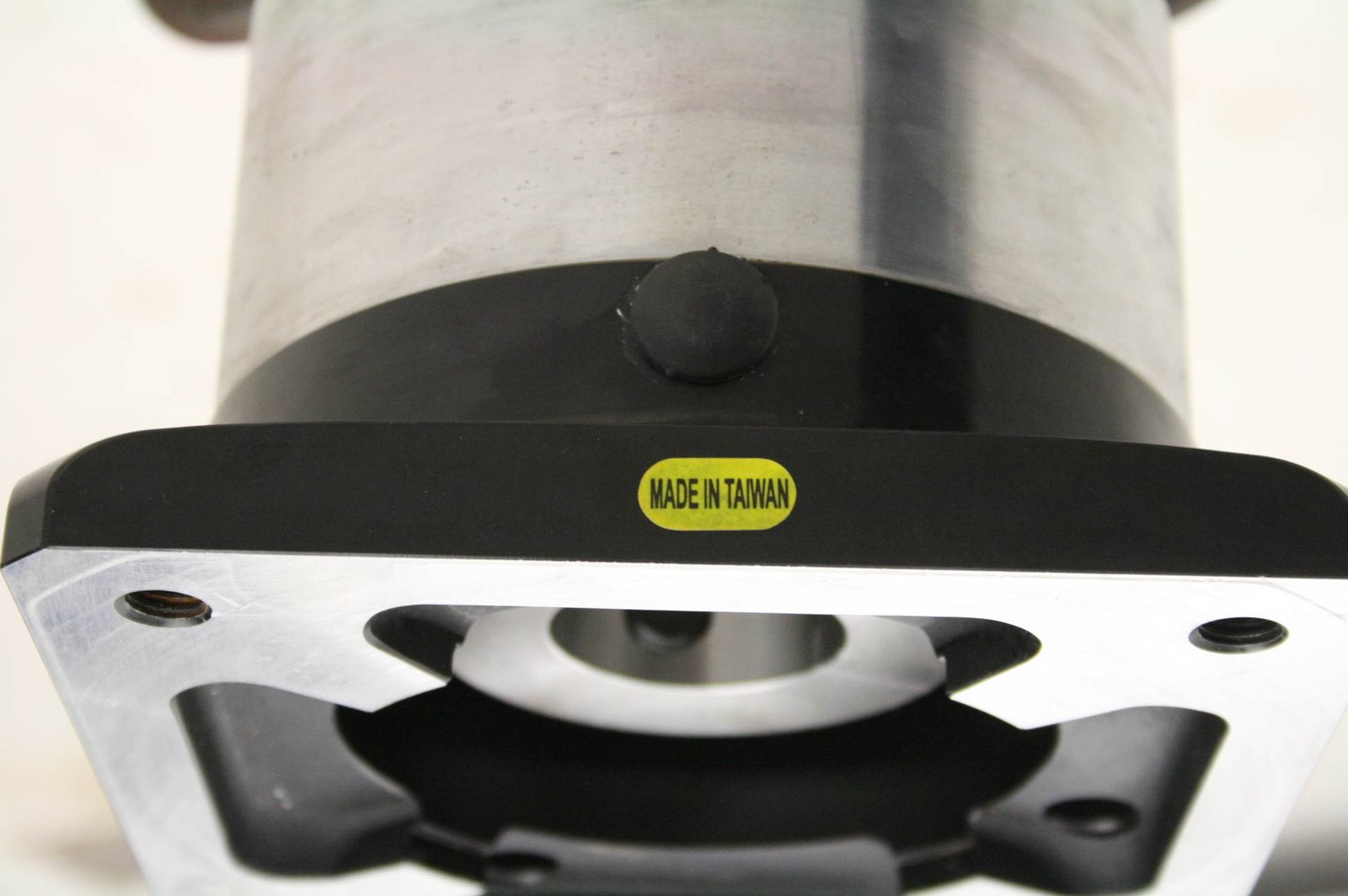 Apex Dynamics AT240FL-S2 Spiral Bevel Right Angle Gear Reducer 50:1 - New - Image 5