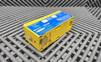 Banner Multi-Beam 2L1-2A-2LM3 Photoelectric Sensor Retroreflective Scanner Block - Used - Image 4