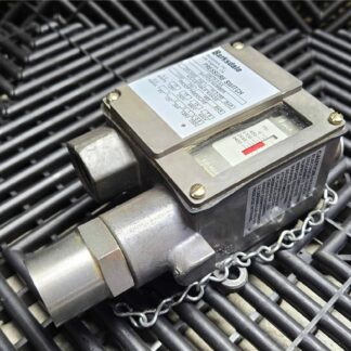 Barksdale A9675-3-AA Pressure Switch 235-4000 psi 16.2-235 bar - Used