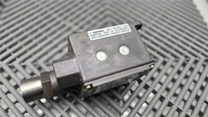 Barksdale A9675-3-AA Pressure Switch 235-4000 psi 16.2-235 bar - Used - Image 7