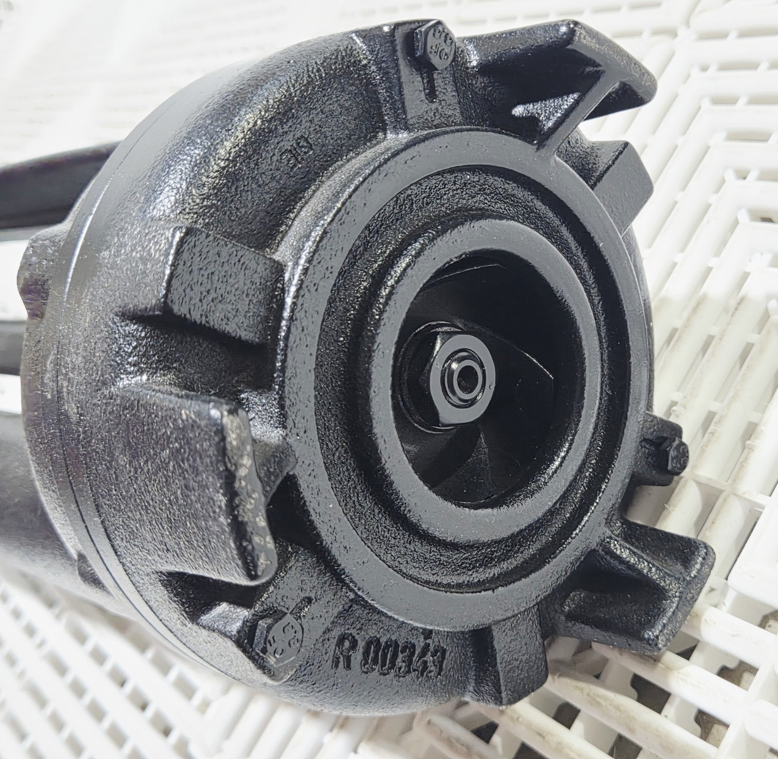 Brinkmann TA600S560-GXZ+896 1.7HP Immersion Coolant Pump 460V - Used - Image 4