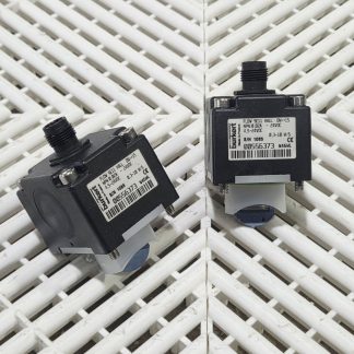 Bürkert 00556373 Hall Effect Flow Sensor G1/2 NPN M12 Used Lot of 2 - Used
