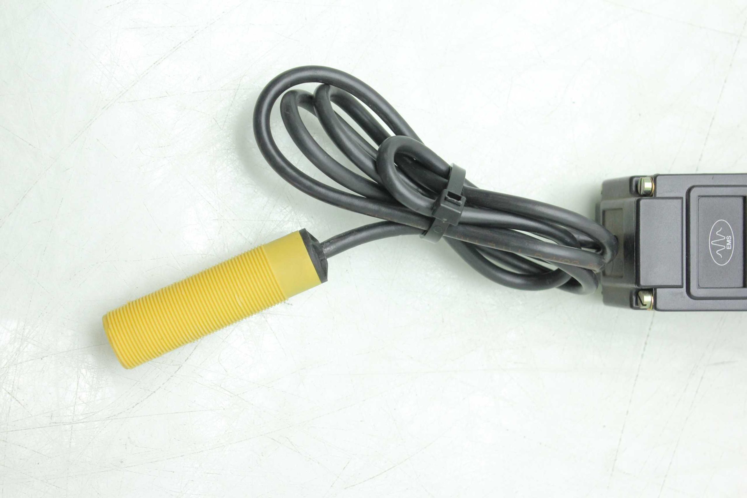 Datalogic C827-SH4352-HF-CNTL Passive RFID Reader/Writer Controller with Sensor - Used - Image 18