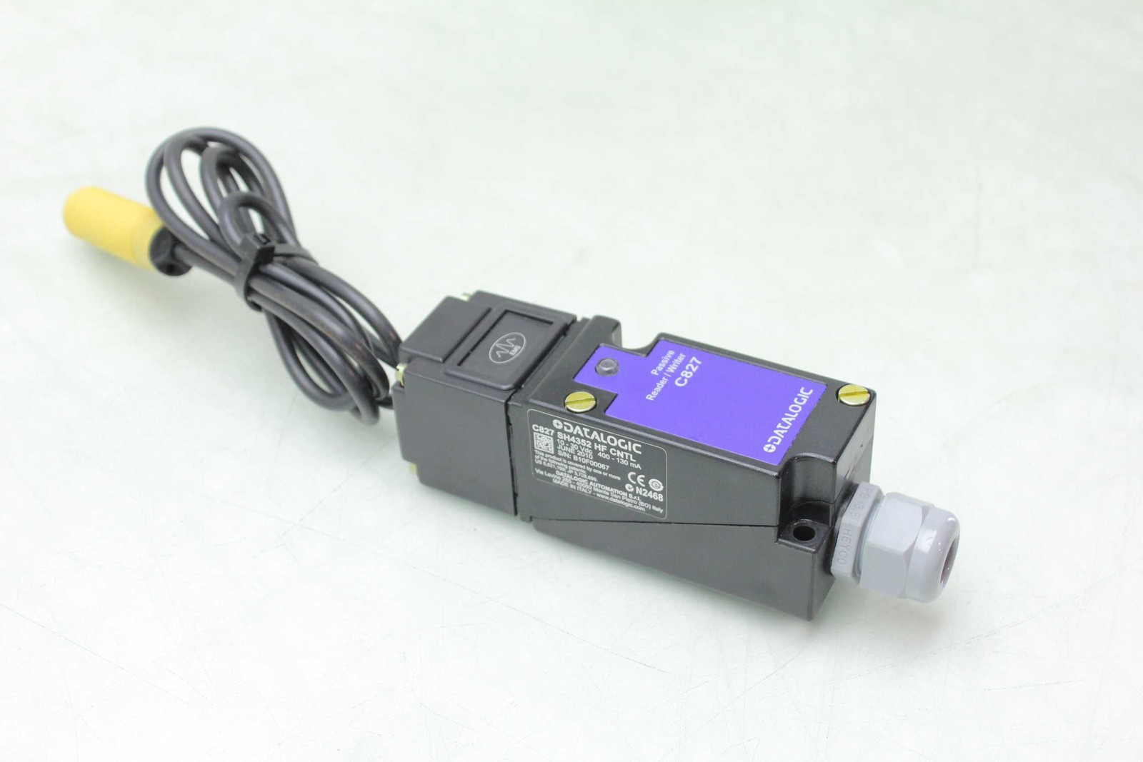 Datalogic C827-SH4352-HF-CNTL Passive RFID Reader/Writer Controller with Sensor - Used